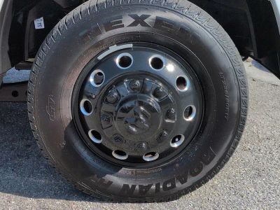 2025 Ram 3500 — photo 11 view
