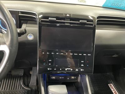 2024 Hyundai Santa Cruz — photo 11 view