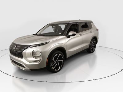 2024 Mitsubishi Outlander - Photo 3