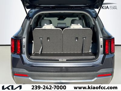2026 Kia Sorento — photo 12 view