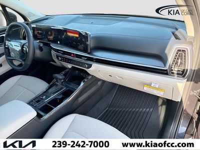 2026 Kia Sorento — photo 7 view
