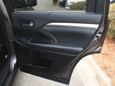 2019 Toyota Highlander - Photo 20
