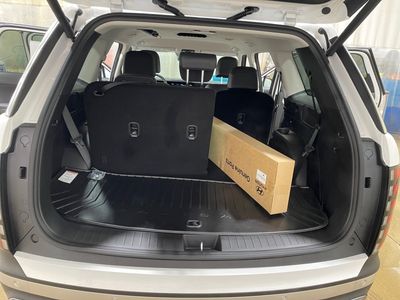 2026 Hyundai Palisade — engine compartment view