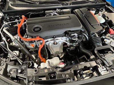 2026 Honda Civic Hatchback Hybrid - Photo 11
