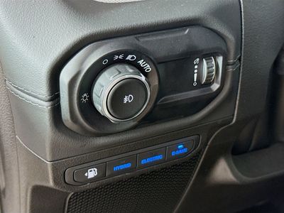 2024 Jeep Wrangler - Photo 8