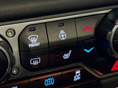 2024 Jeep Wrangler - Photo 21