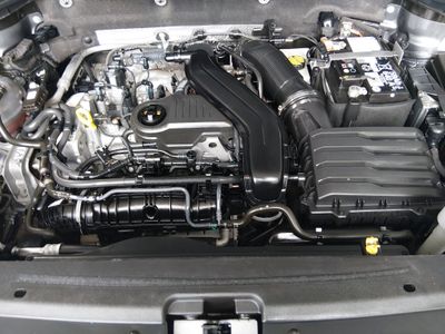 2024 Volkswagen Taos - Photo 9