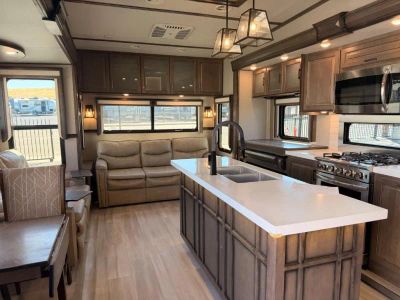 2021 Grand Design Solitude - Photo 8