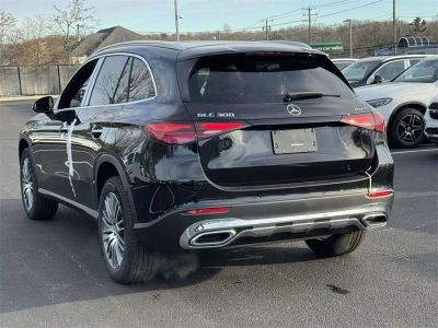2026 Mercedes-Benz GLC — photo 8 view