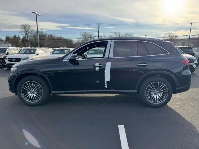 2026 Mercedes-Benz GLC — photo 11 view