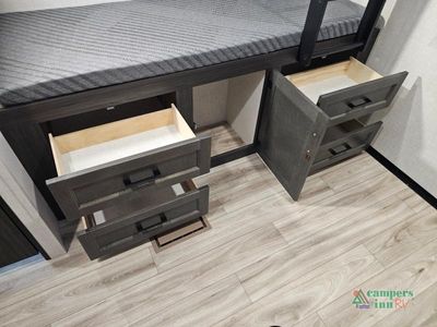 2026 Venture RV SportTrek Touring Edition - Photo 47