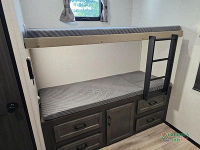 2026 Venture RV SportTrek Touring Edition - Photo 44