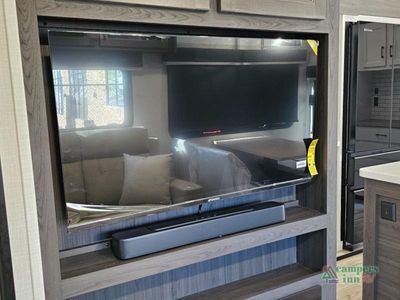 2026 Venture RV SportTrek Touring Edition - Photo 42