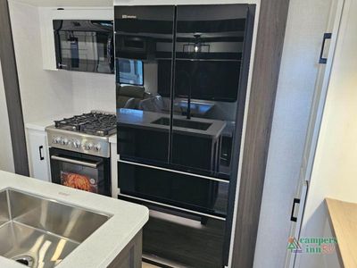 2026 Venture RV SportTrek Touring Edition - Photo 26
