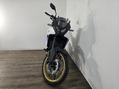 2025 Honda Transalp - Photo 4