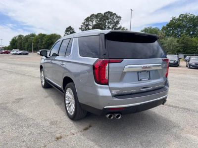 2024 GMC Yukon — detail view