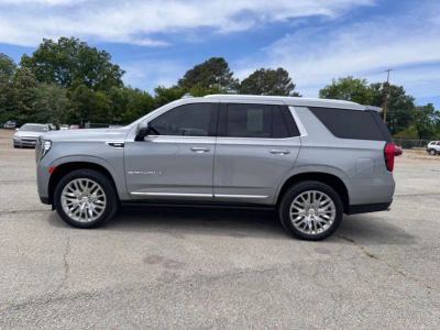 2024 GMC Yukon — interior view