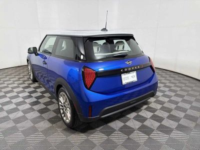 2025 MINI Hardtop 2 Door - Photo 5