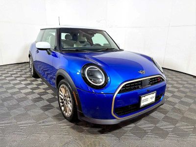 2025 MINI Hardtop 2 Door - Photo 2