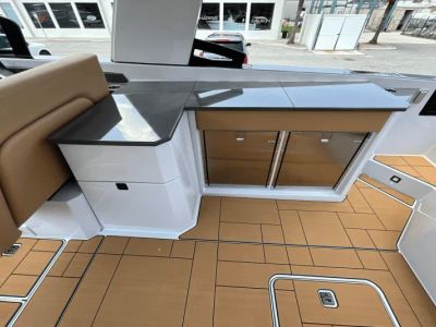 2024 Aviara AV36 Outboard - Photo 14