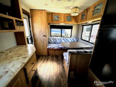 2019 Coachmen Freedom Express Ultra Lite — photo 16 view
