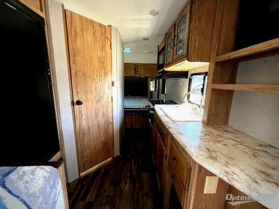 2019 Coachmen Freedom Express Ultra Lite — photo 15 view