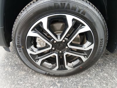 2023 Jeep Compass — photo 10 view