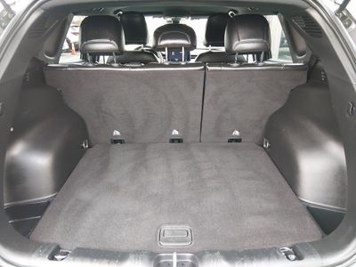 2023 Jeep Compass — photo 11 view
