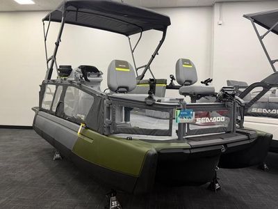 2025 Sea-Doo Switch Fish 21 - 230 hp Galvanized - Photo 1