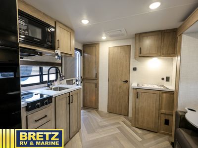 2026 Ember RV E-Series - Photo 13