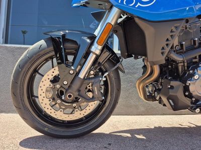 2025 Suzuki GSX-8S - Photo 7