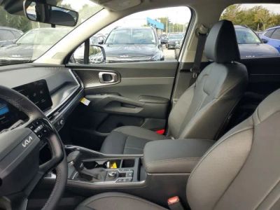 2026 Kia Sorento — photo 8 view