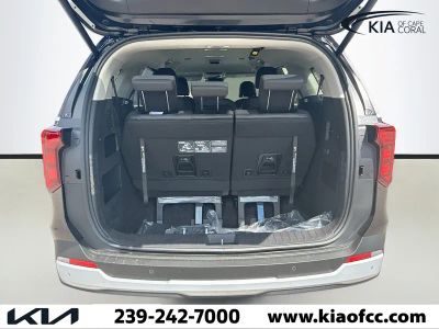 2026 Kia Carnival — photo 12 view