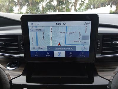 2023 Ford Explorer — photo 17 view