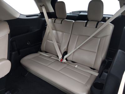 2023 Ford Explorer — photo 18 view