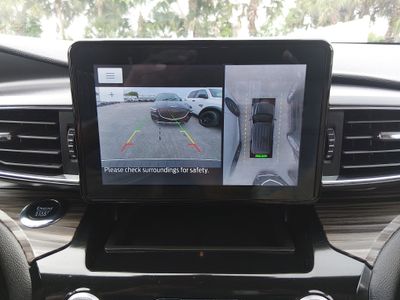 2023 Ford Explorer — photo 16 view