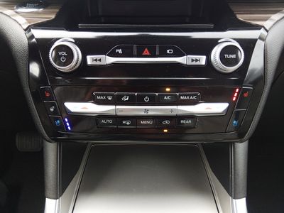 2023 Ford Explorer — photo 19 view