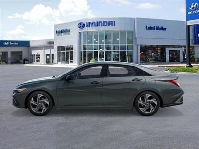 2026 Hyundai Elantra - Photo 3