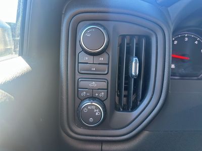2025 Chevrolet Silverado 2500 HD — photo 19 view