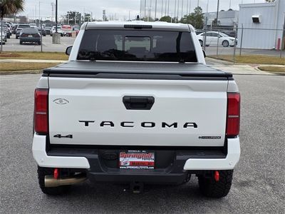 2025 Toyota Tacoma Hybrid - Photo 3