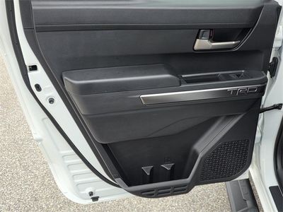 2025 Toyota Tacoma Hybrid - Photo 35