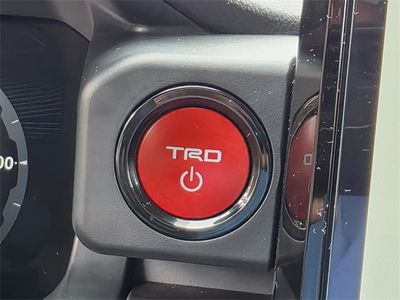 2025 Toyota Tacoma Hybrid - Photo 17