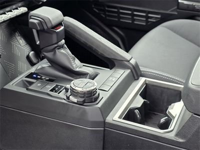 2025 Toyota Tacoma Hybrid - Photo 20