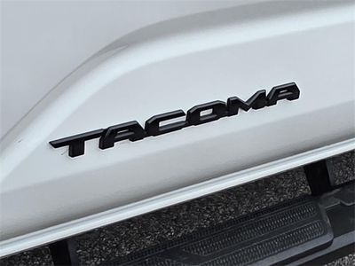 2025 Toyota Tacoma Hybrid - Photo 33