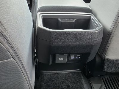 2025 Toyota Tacoma Hybrid - Photo 11