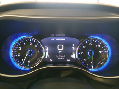 2023 Chrysler Pacifica - Photo 14