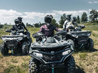 2026 CFMOTO CForce 600 Touring - Photo 8
