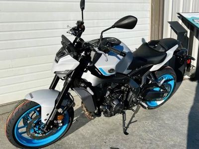 2025 Yamaha MT-09 - Photo 2