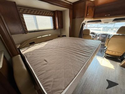 2016 Renegade Villagio - Photo 11