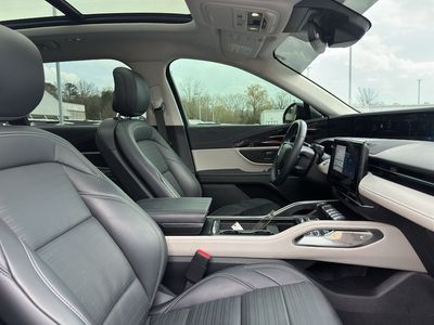2025 Lincoln Nautilus - Photo 31